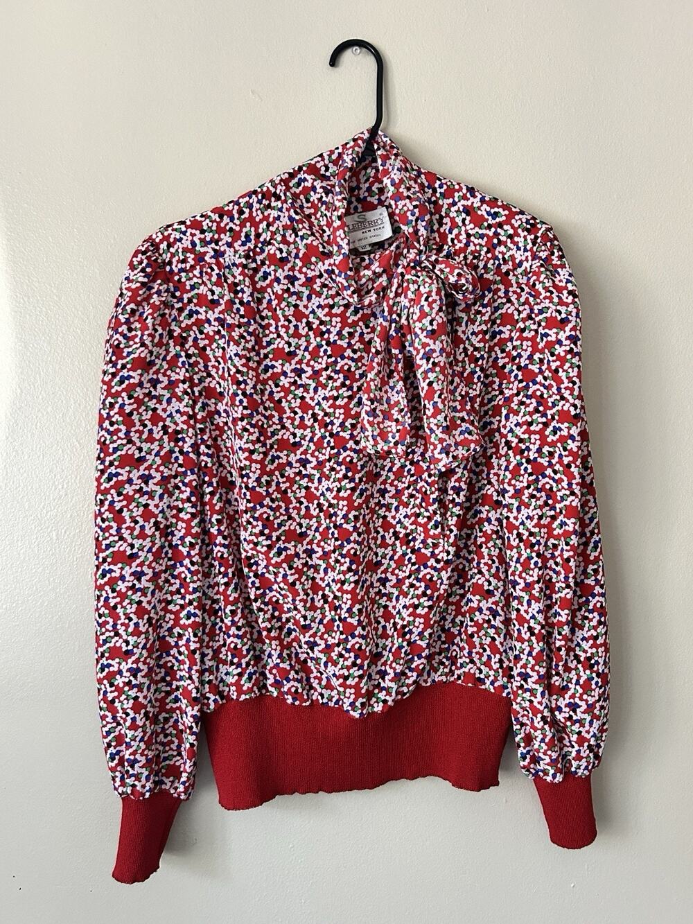 Vintage 80s Castleberry Tie Neck Blouse Size 12 Red Abstract Print Pussybow USA